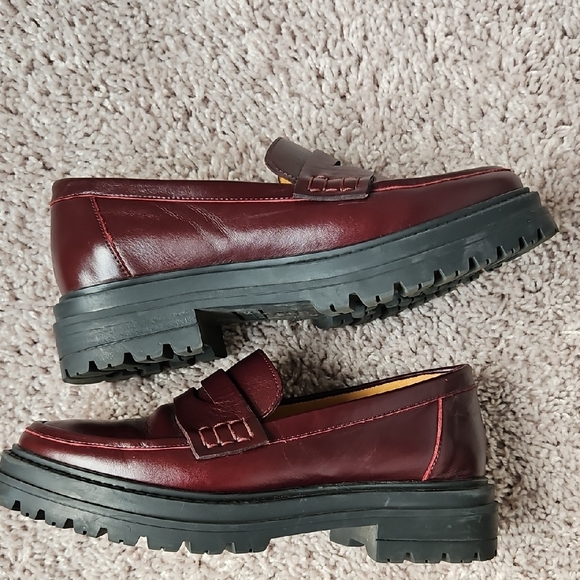 Sézane Burgundy Leather Loafers newish with box - Picture 11 of 11